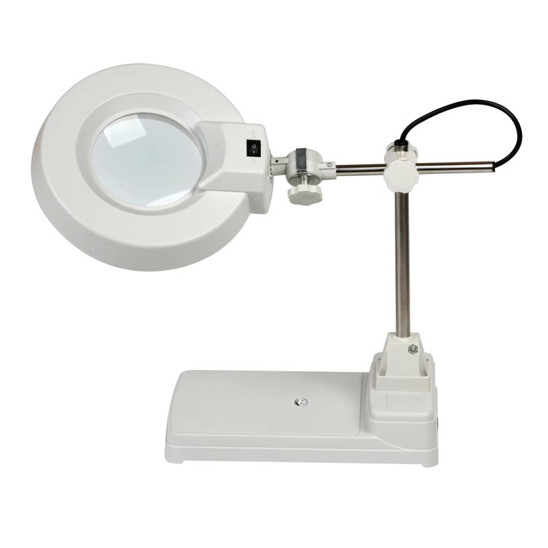 magnifier.jpg